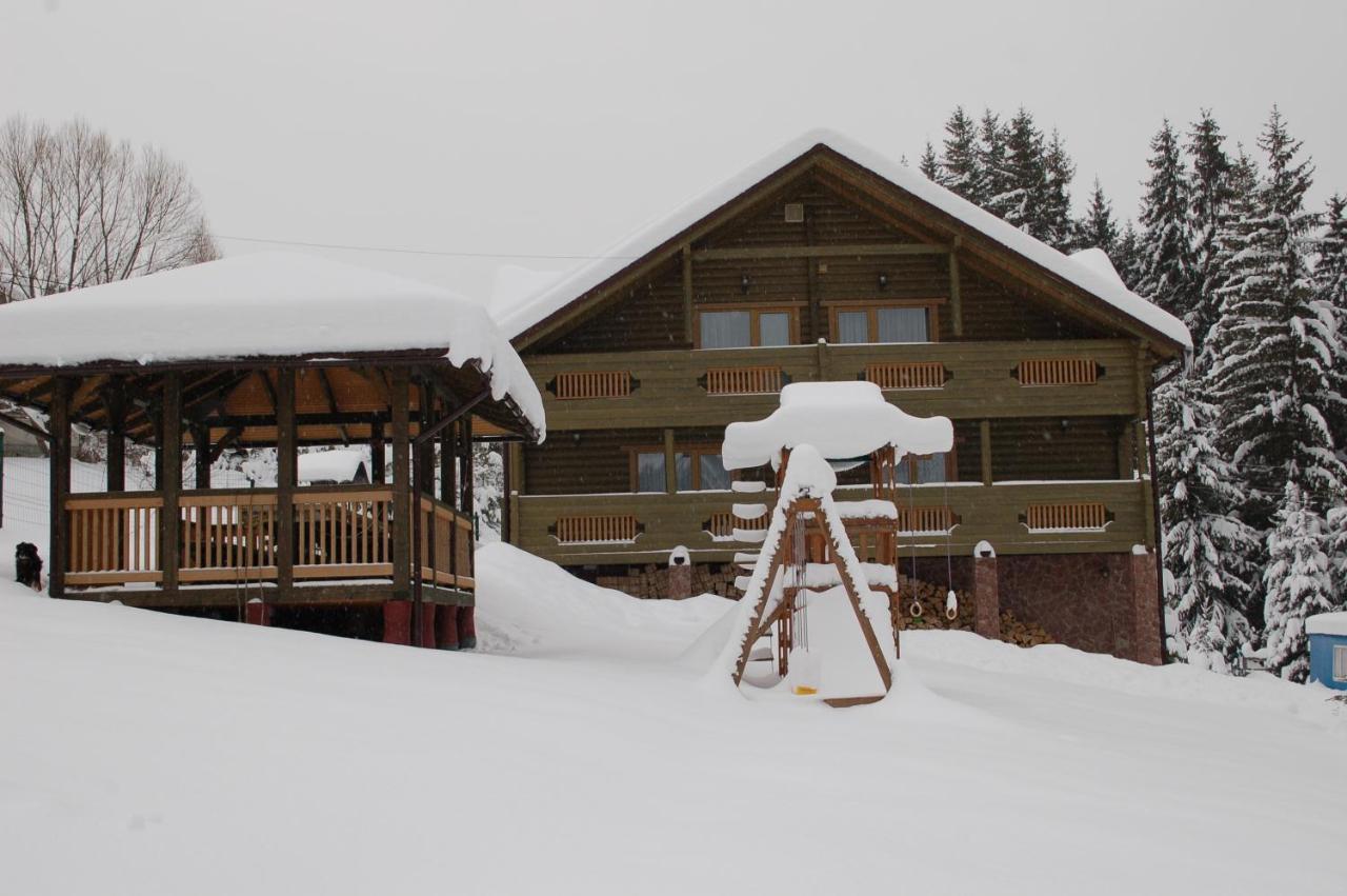 Gutsulwood Villa Jablunytsja Exteriör bild